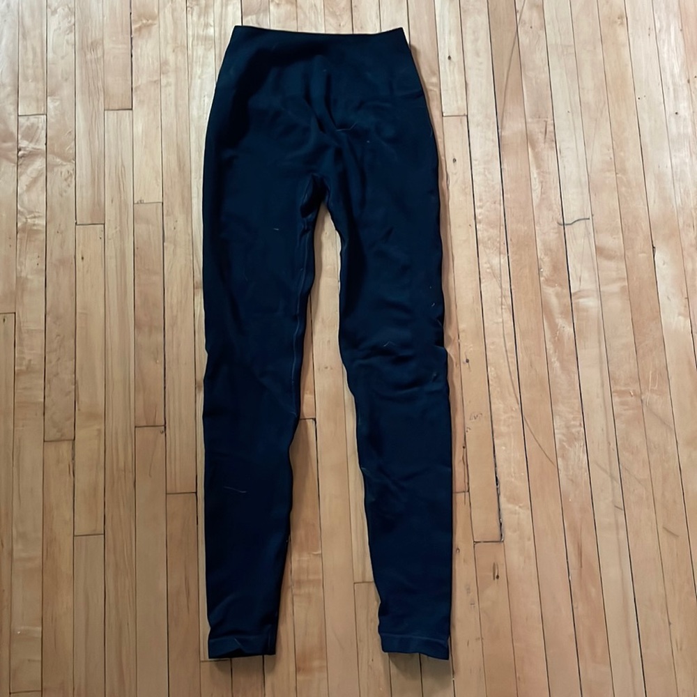 Alphalete Amplify Leggings in Black